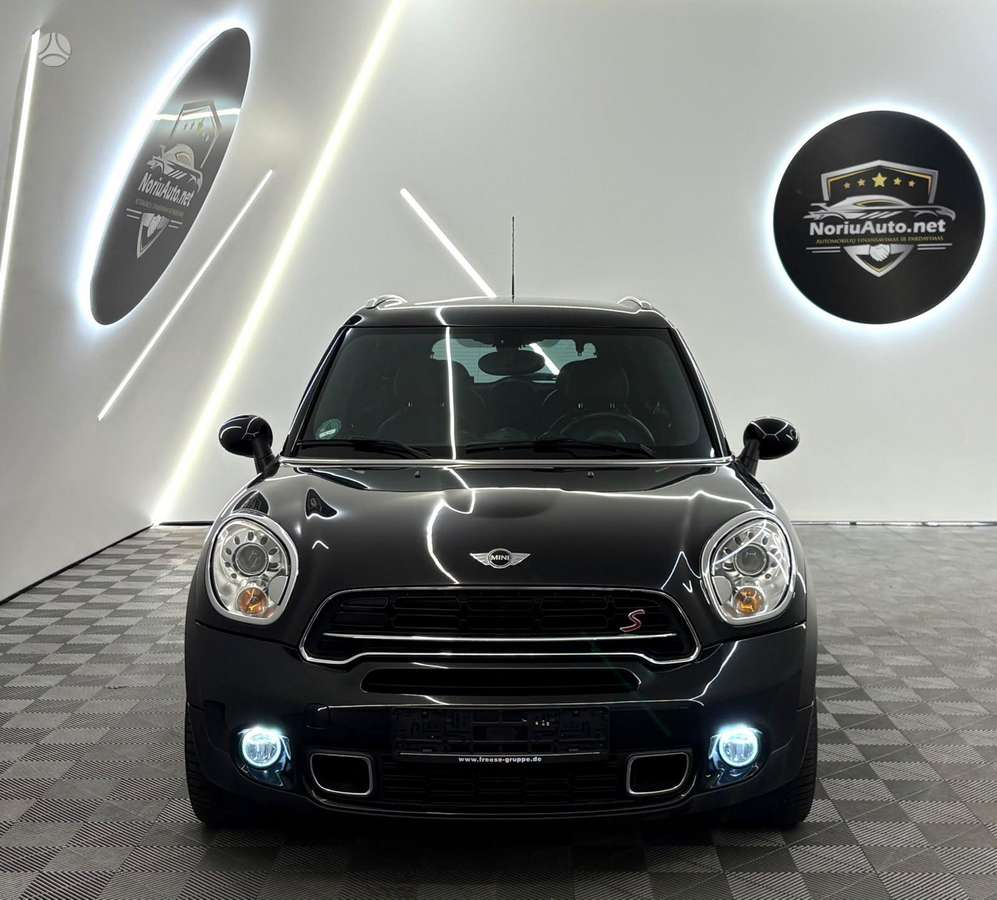 Mini Cooper SD, 2.0 l., off-road / crossover