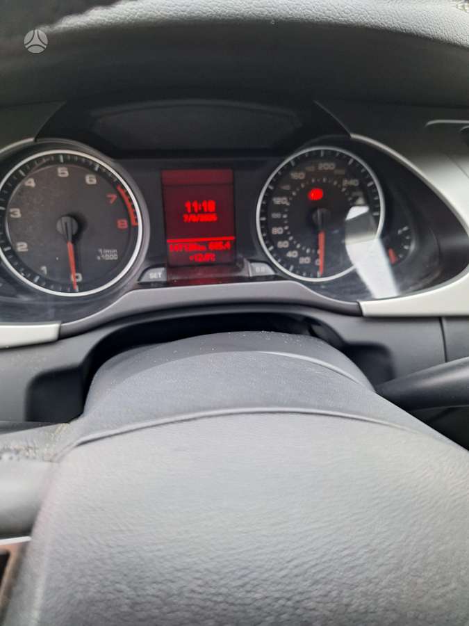 Audi A4, 2.0 l., Седан