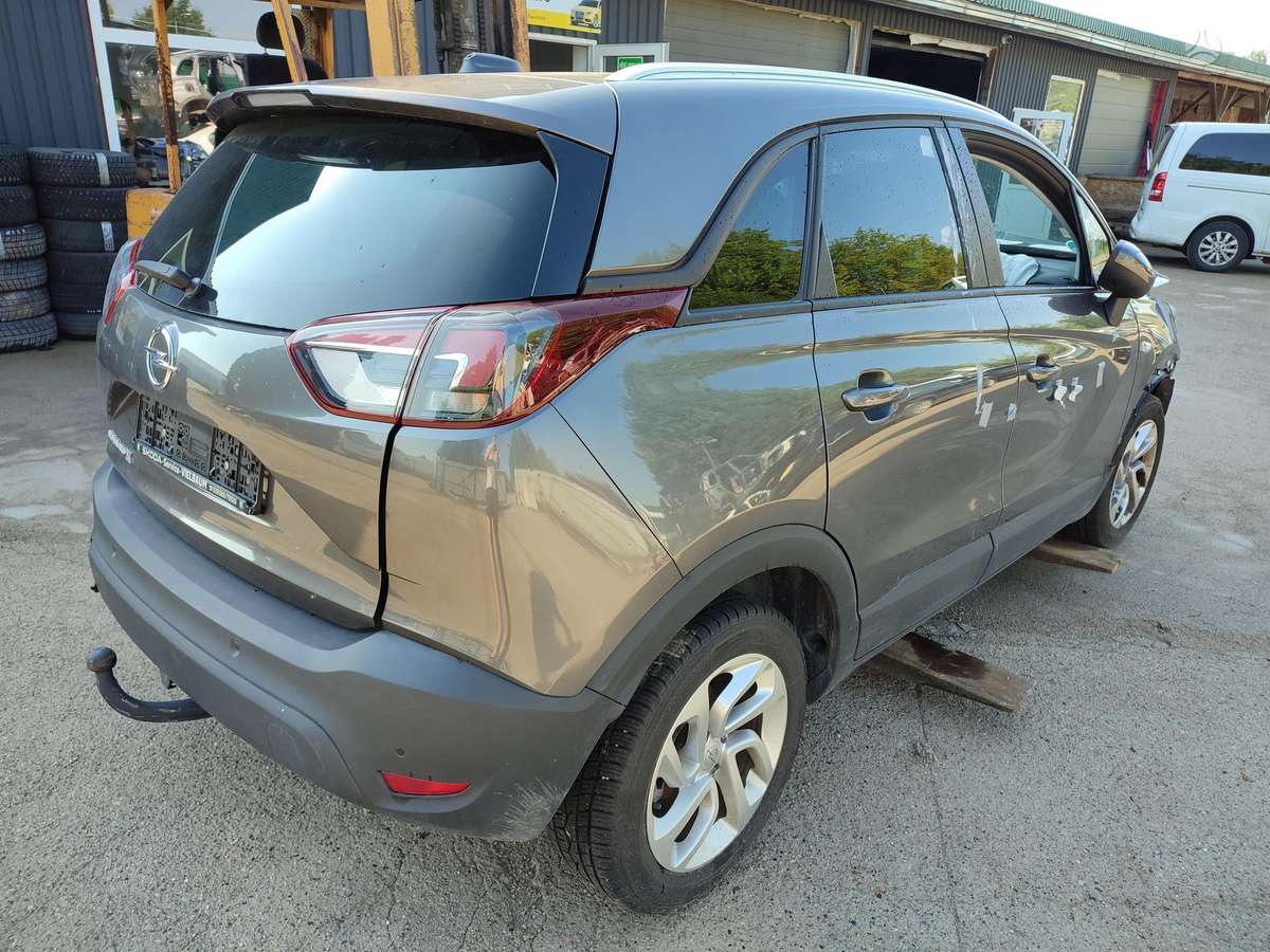 Opel Crossland X Rida 31 000 km