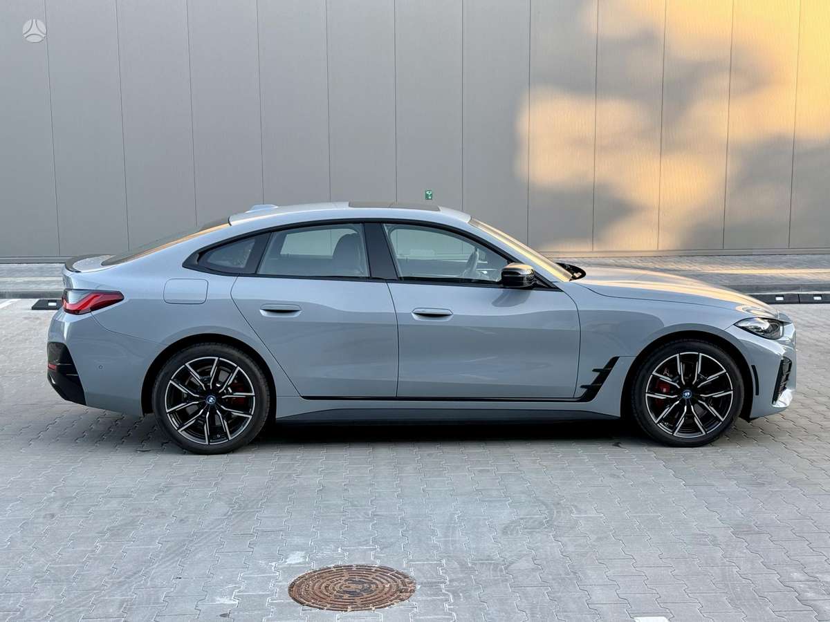 BMW i4, saloon / sedan