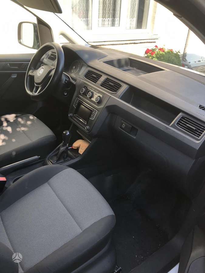 Volkswagen Caddy - 11