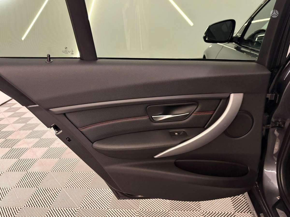 BMW 320, 2.0 l., sedanas