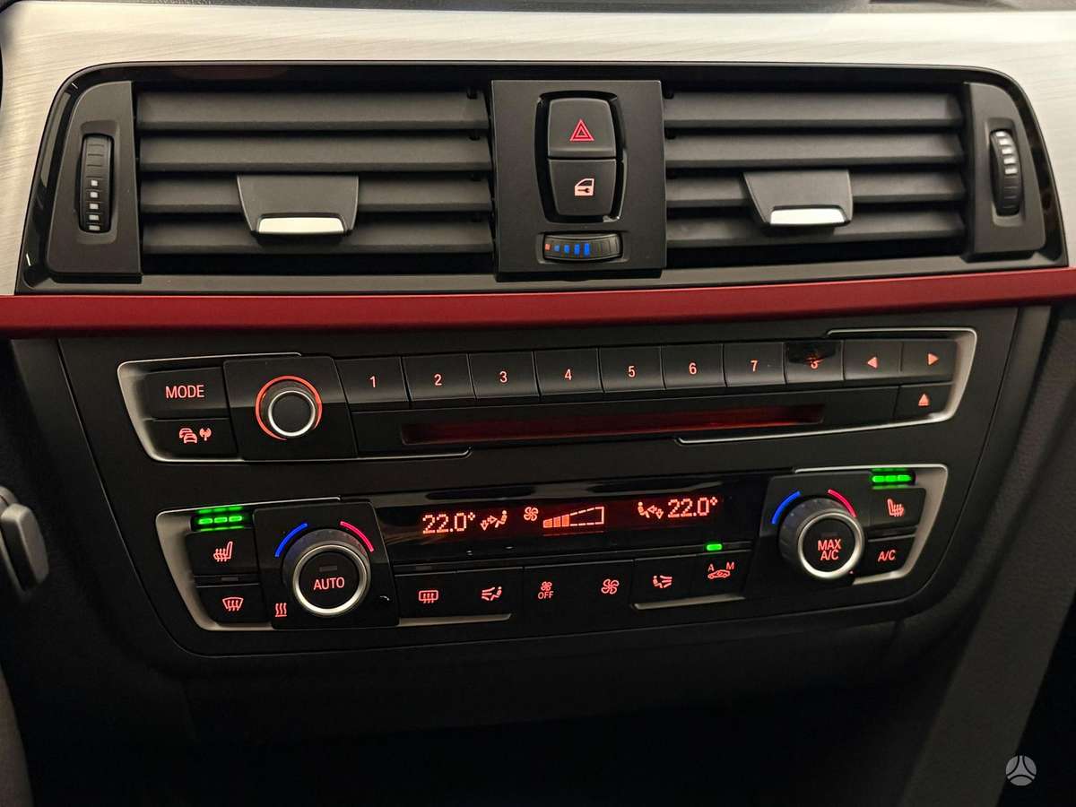BMW 320, 2.0 l., Седан