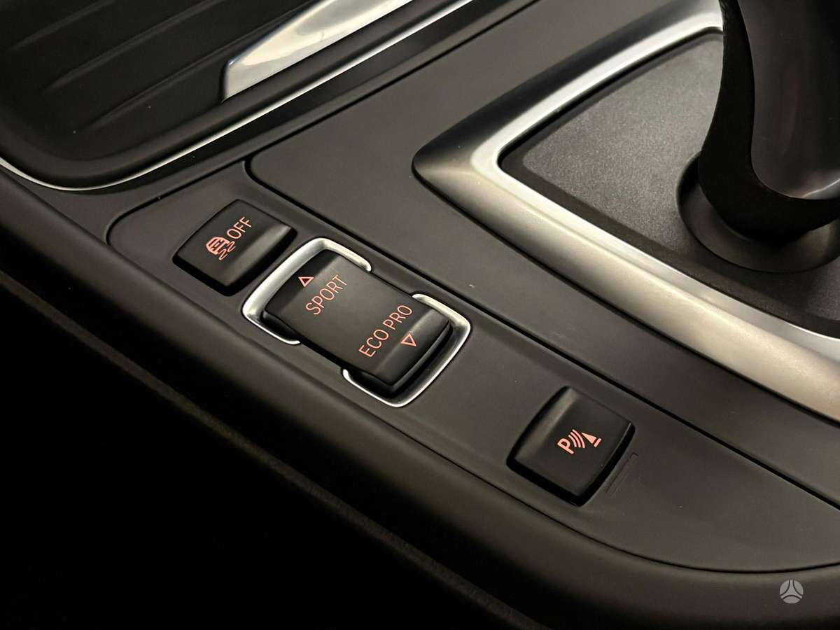 BMW 320, 2.0 l., sedanas