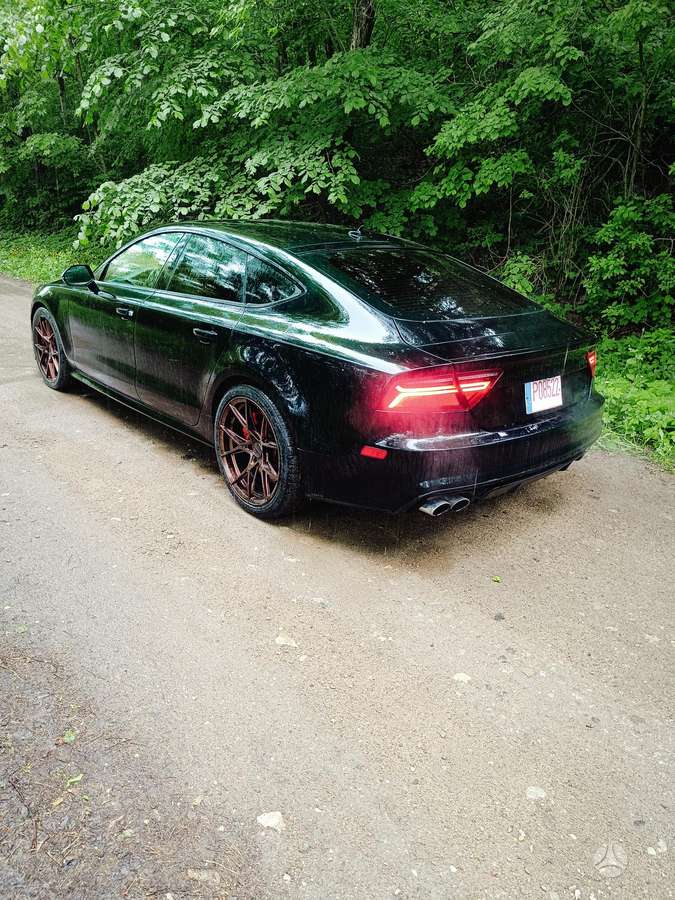 Audi S7, hečbeks