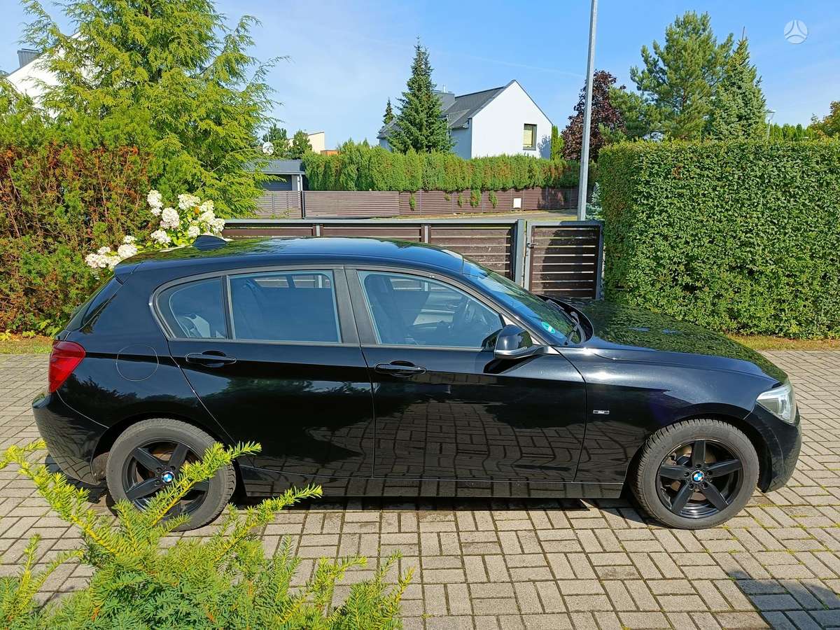 BMW 118, 2.0 l., Хэтчбек
