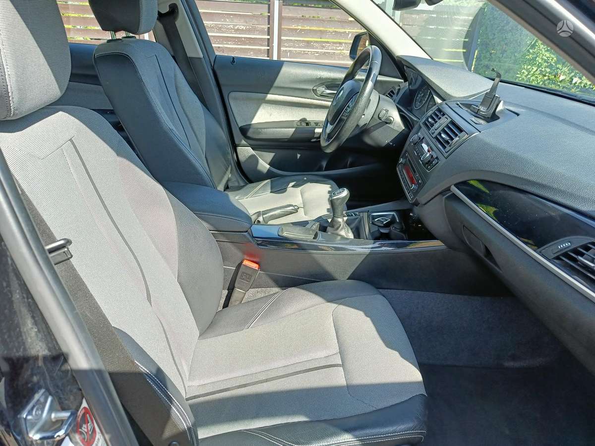 BMW 118, 2.0 l., Хэтчбек