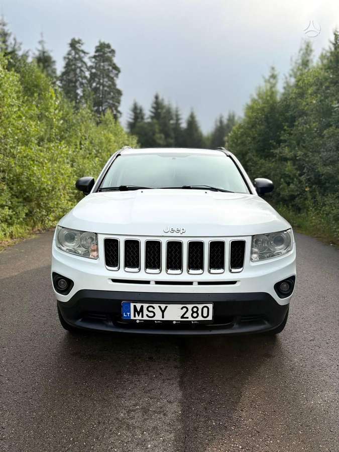 Jeep Compass, 2.4 l., off-road / crossover