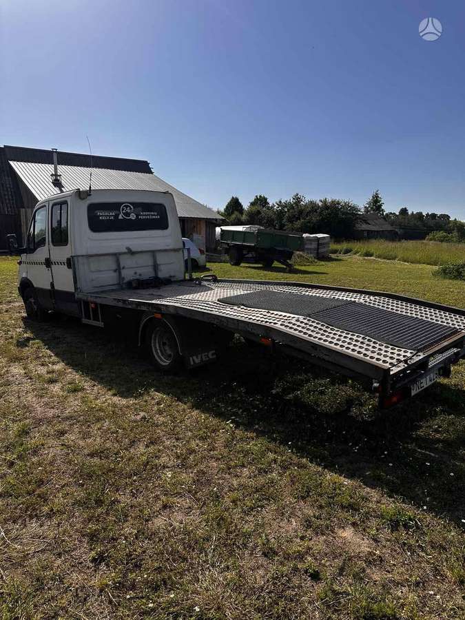 Iveco 40C11, no sleeping space