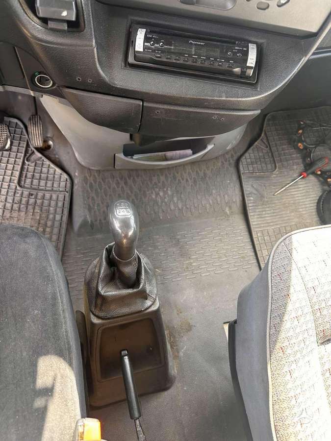 Iveco 40C11, be miegamosios vietos