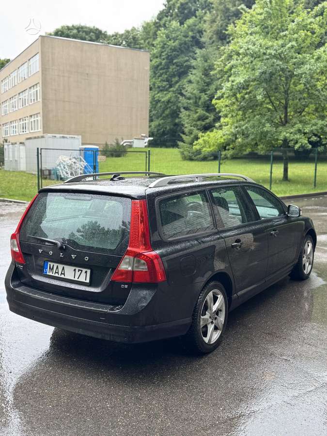 Volvo V70, 2.4 l., wagon