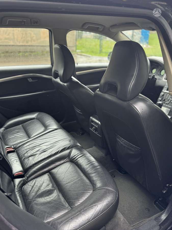 Volvo V70, 2.4 l., wagon