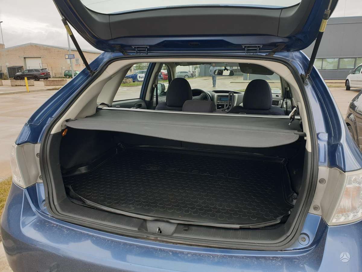 Subaru Impreza, 2.0 l., hatchback