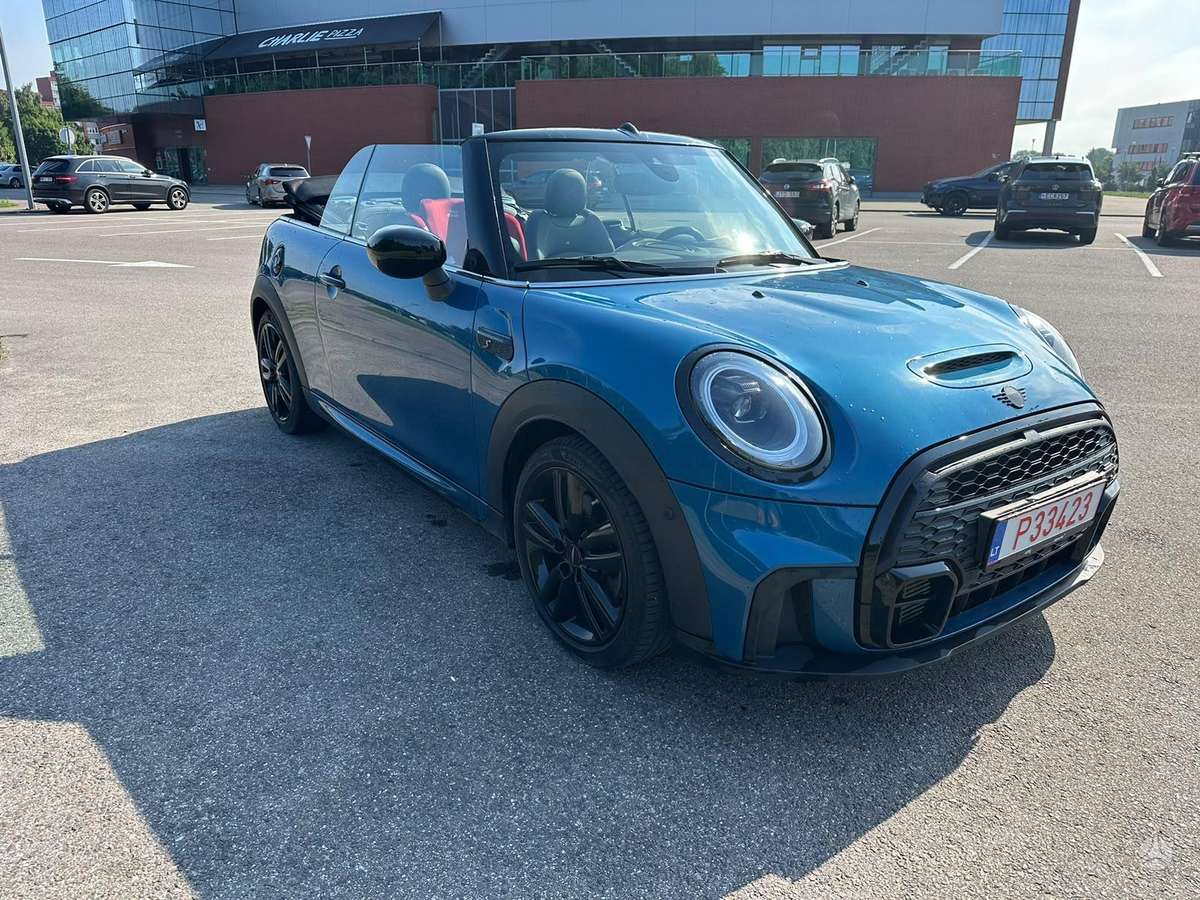 Mini Cooper JCW, 2.0 l., convertible