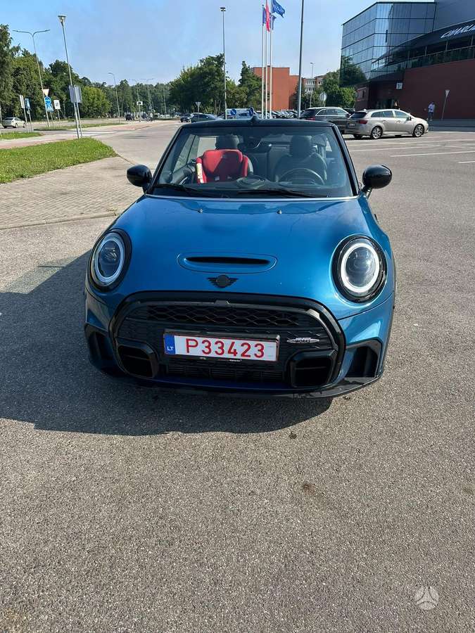 Mini Cooper JCW, 2.0 l., convertible