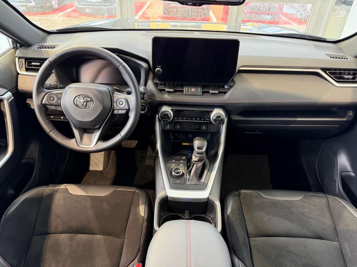Toyota RAV4 - 10