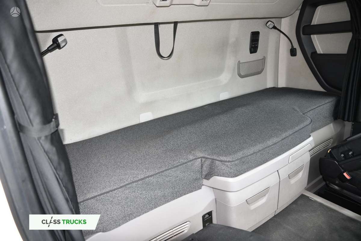 Scania R460 CR20H ACC ADAS Package, double sleeper