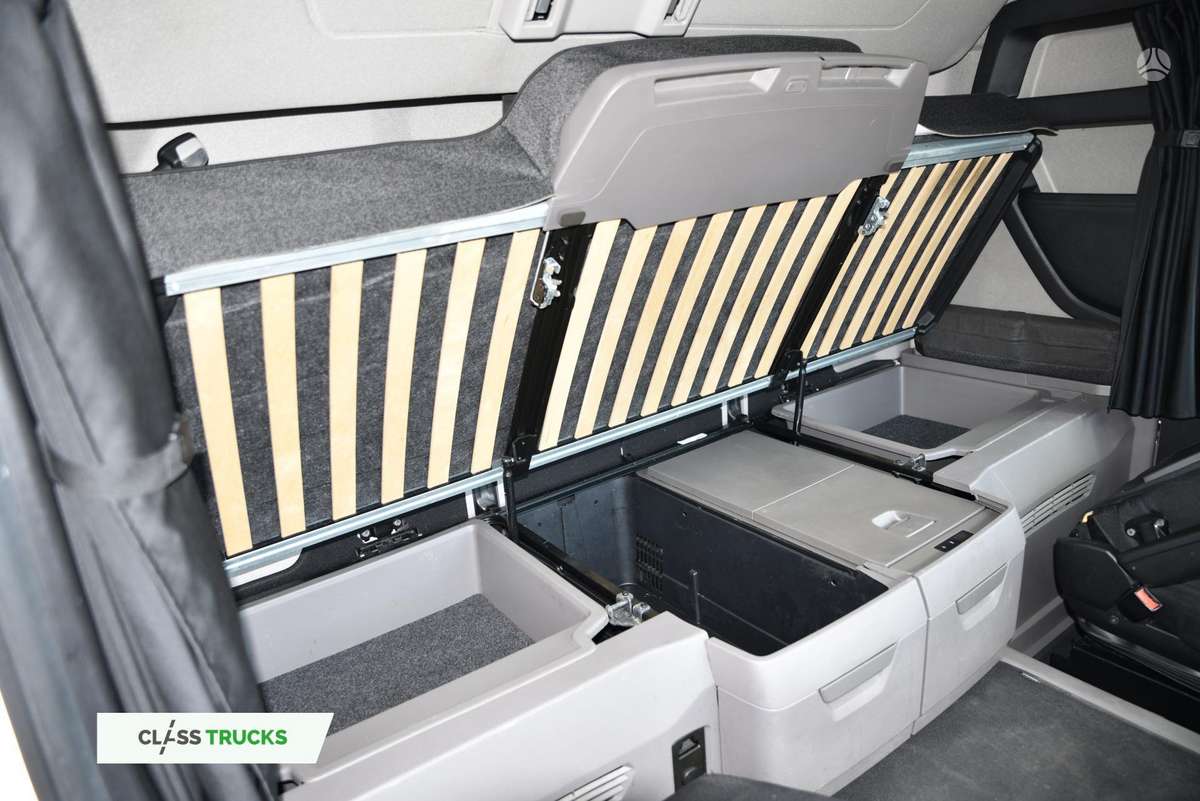 Scania R460 CR20H ACC ADAS Package, double sleeper