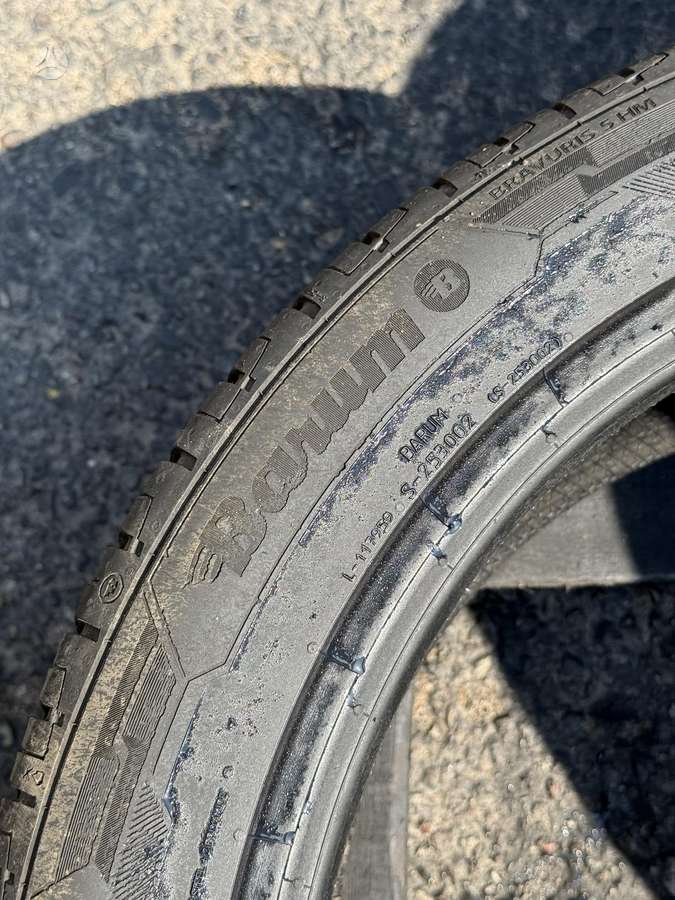 Barum BRAVURIS 5, summer 255/45 R20
