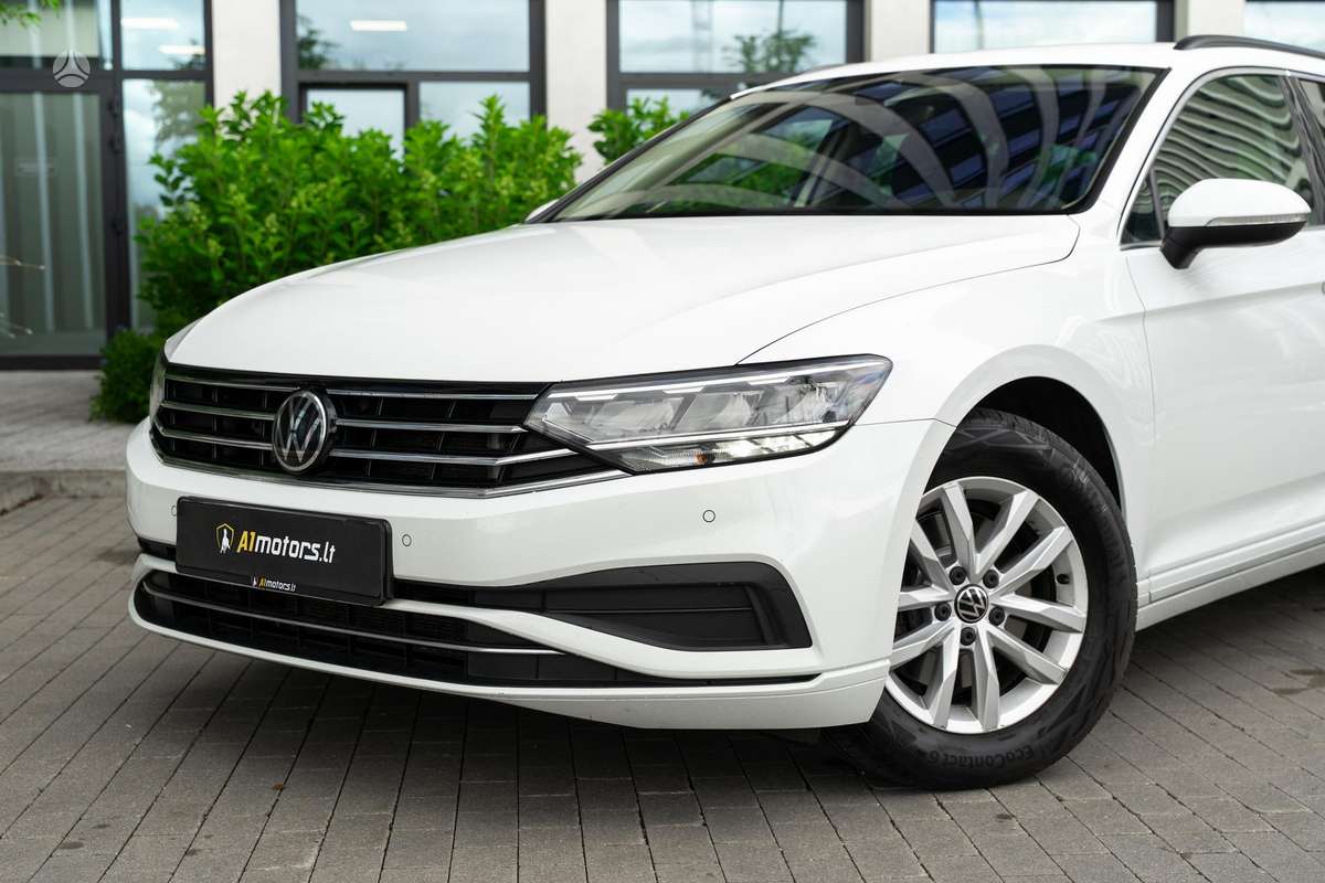 Volkswagen Passat - 2
