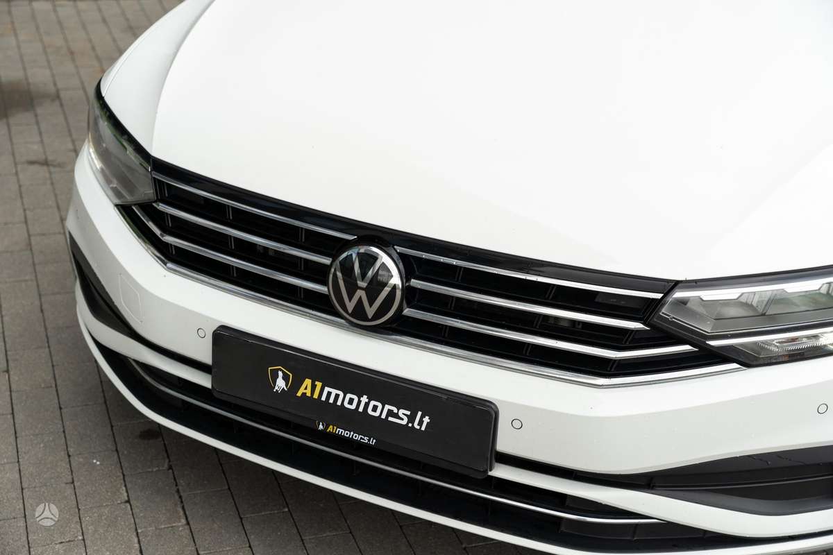 Volkswagen Passat - 3