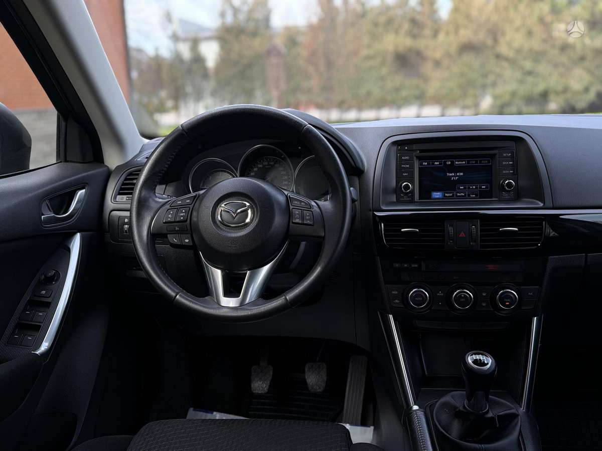 Mazda CX-5, 2.2 l., off-road / crossover