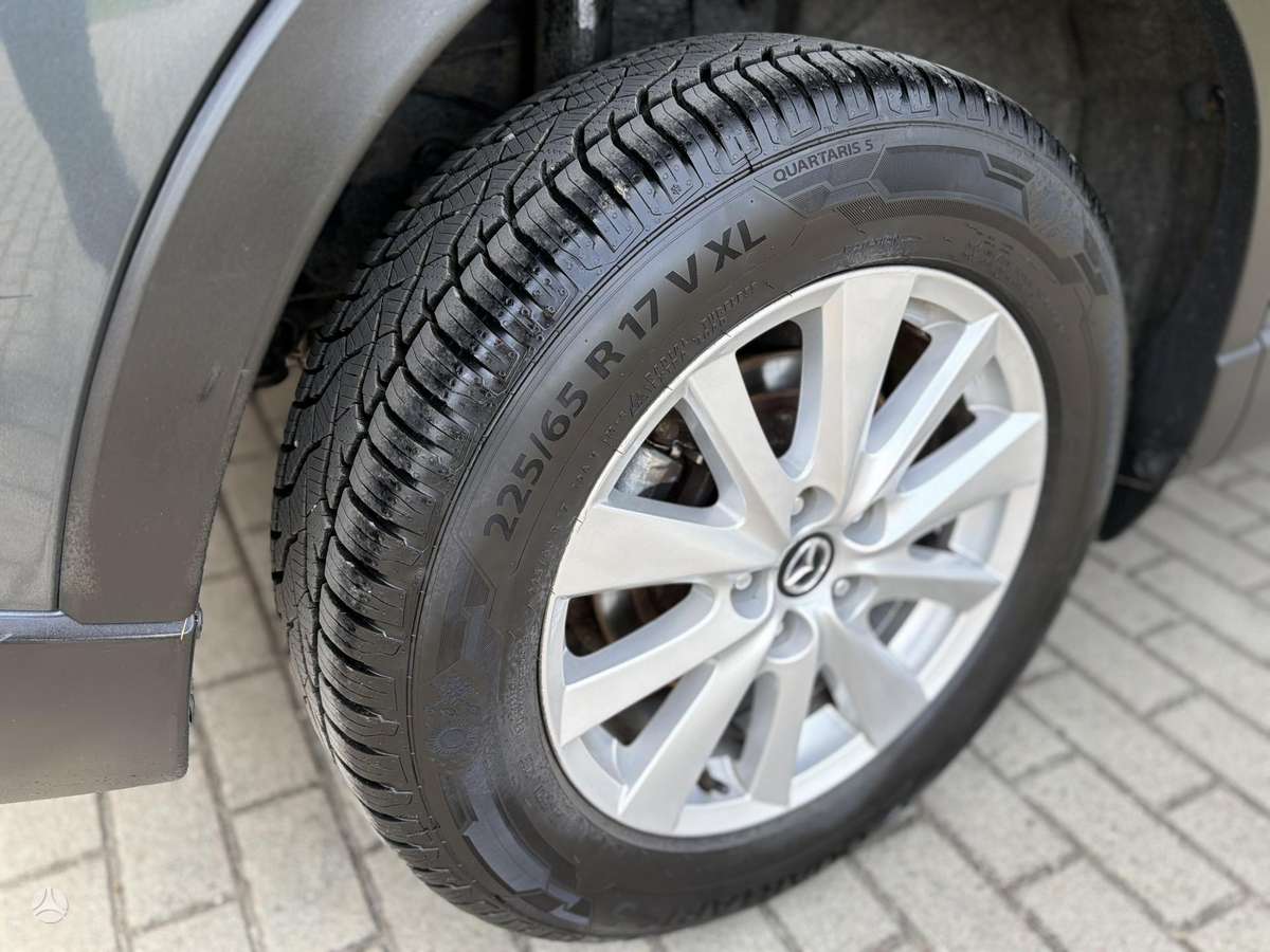 Mazda CX-5, 2.2 l., off-road / crossover