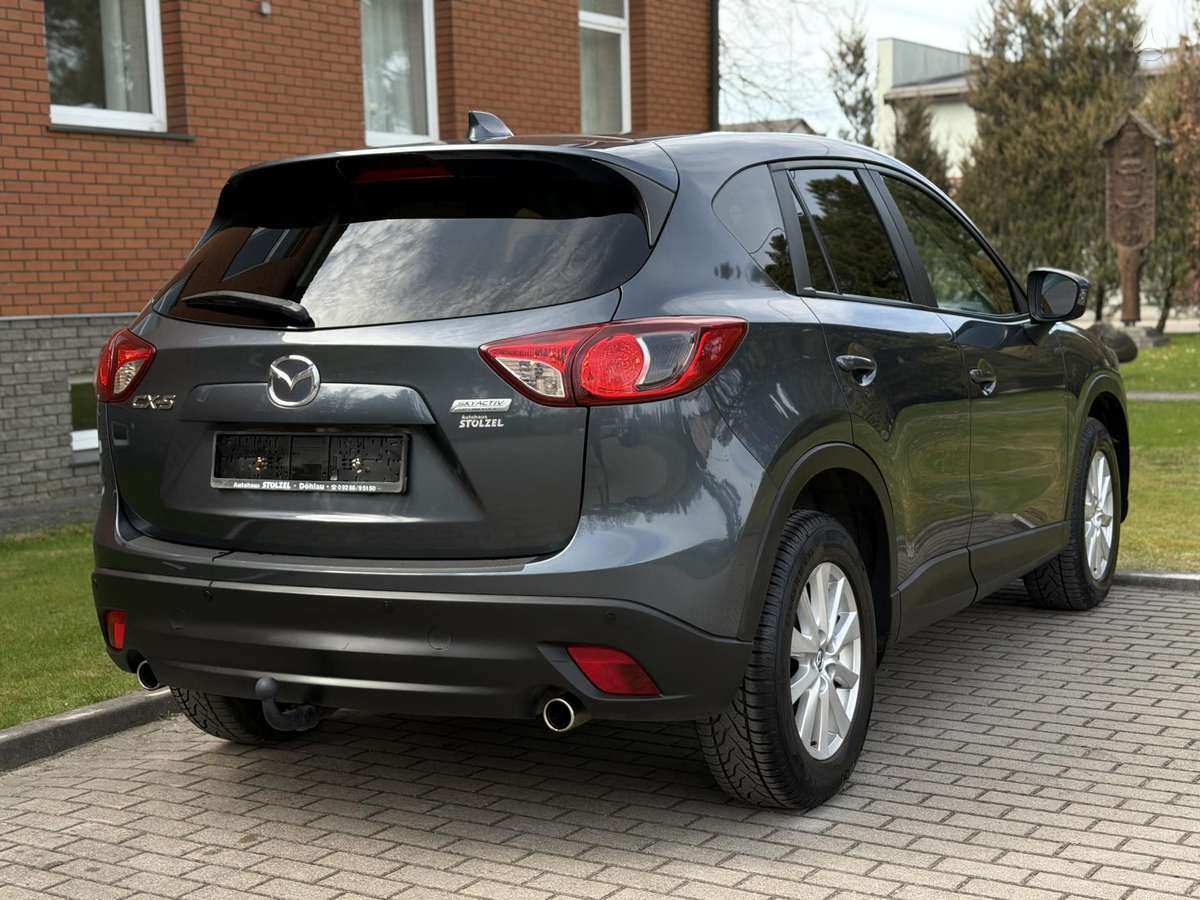 Mazda CX-5, 2.2 l., off-road / crossover