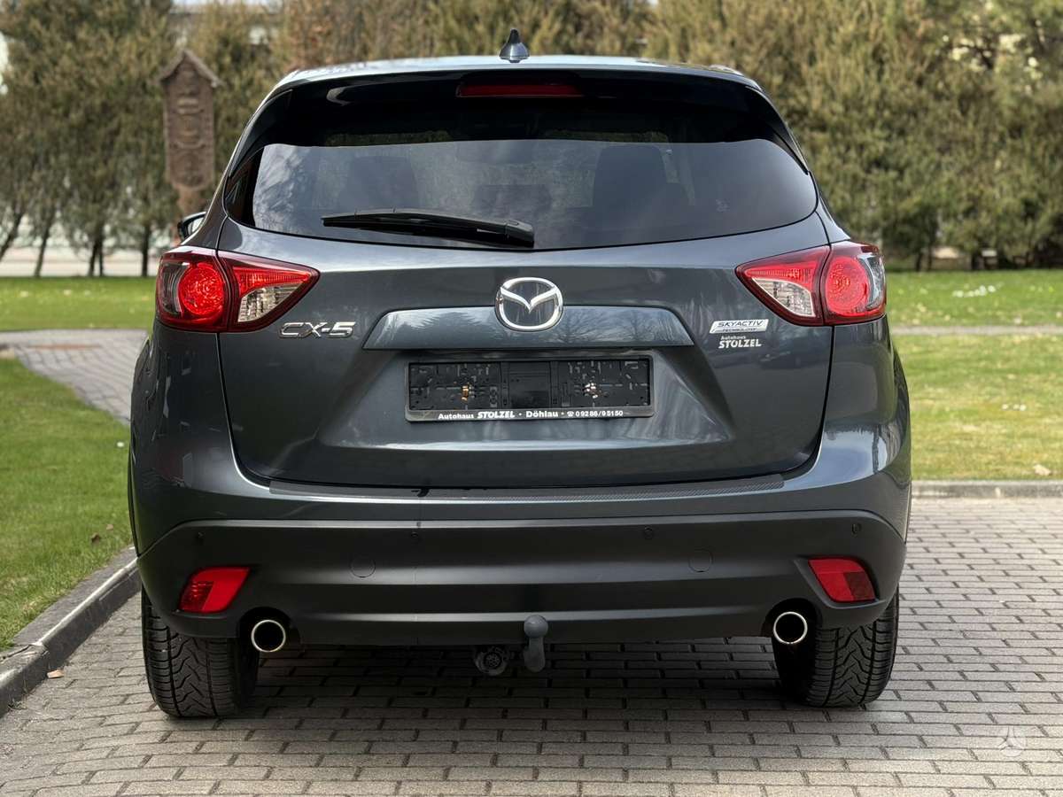 Mazda CX-5, 2.2 l., off-road / crossover