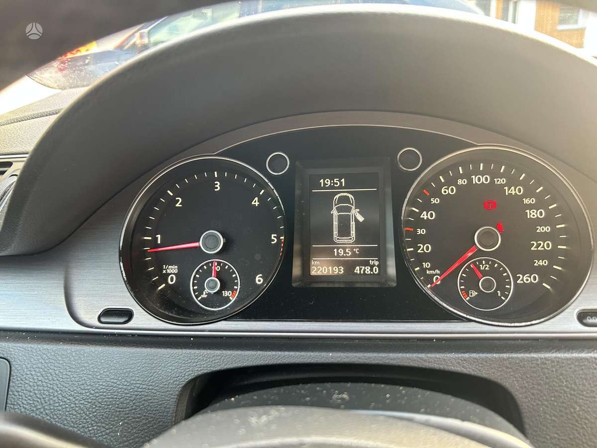 Volkswagen Passat, 1.6 l., Универсал