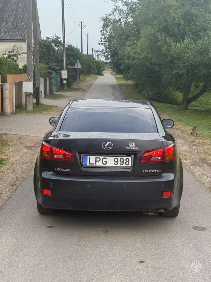 Lexus IS 220, 2.2 l., Седан