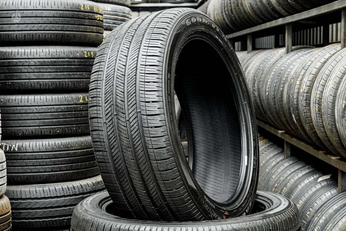 Goodyear Eagle Touring, vasarinės 285/45 R22
