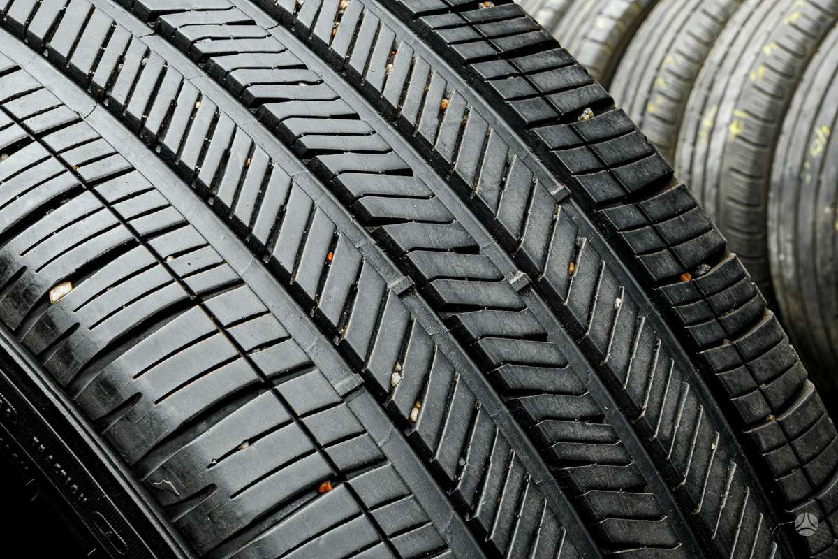 Goodyear Eagle Touring, летние 285/45 R22