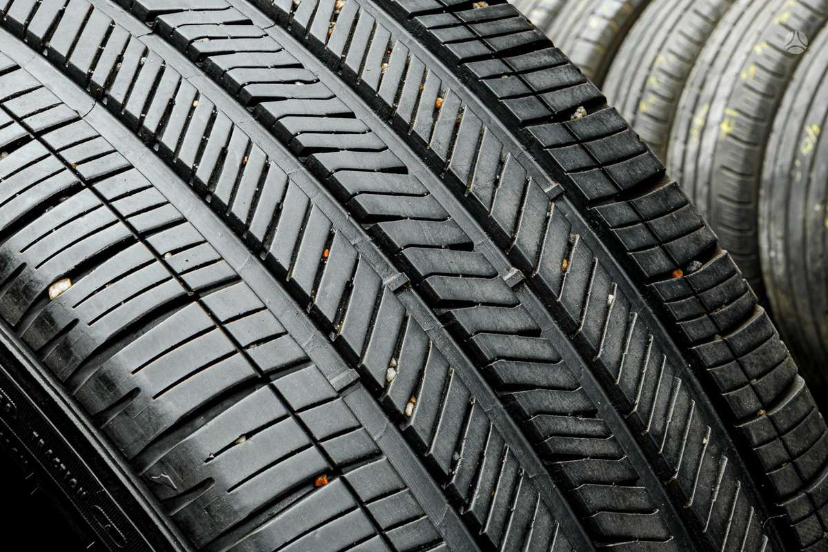 Goodyear Eagle Touring, vasarinės 285/45 R22