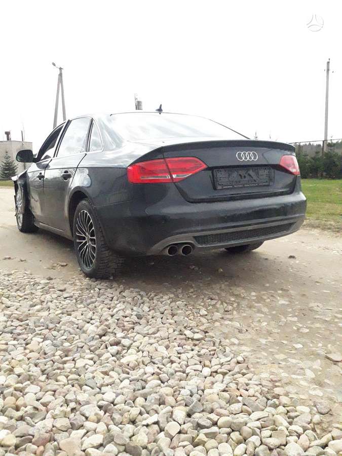 Audi A4 Dalimis