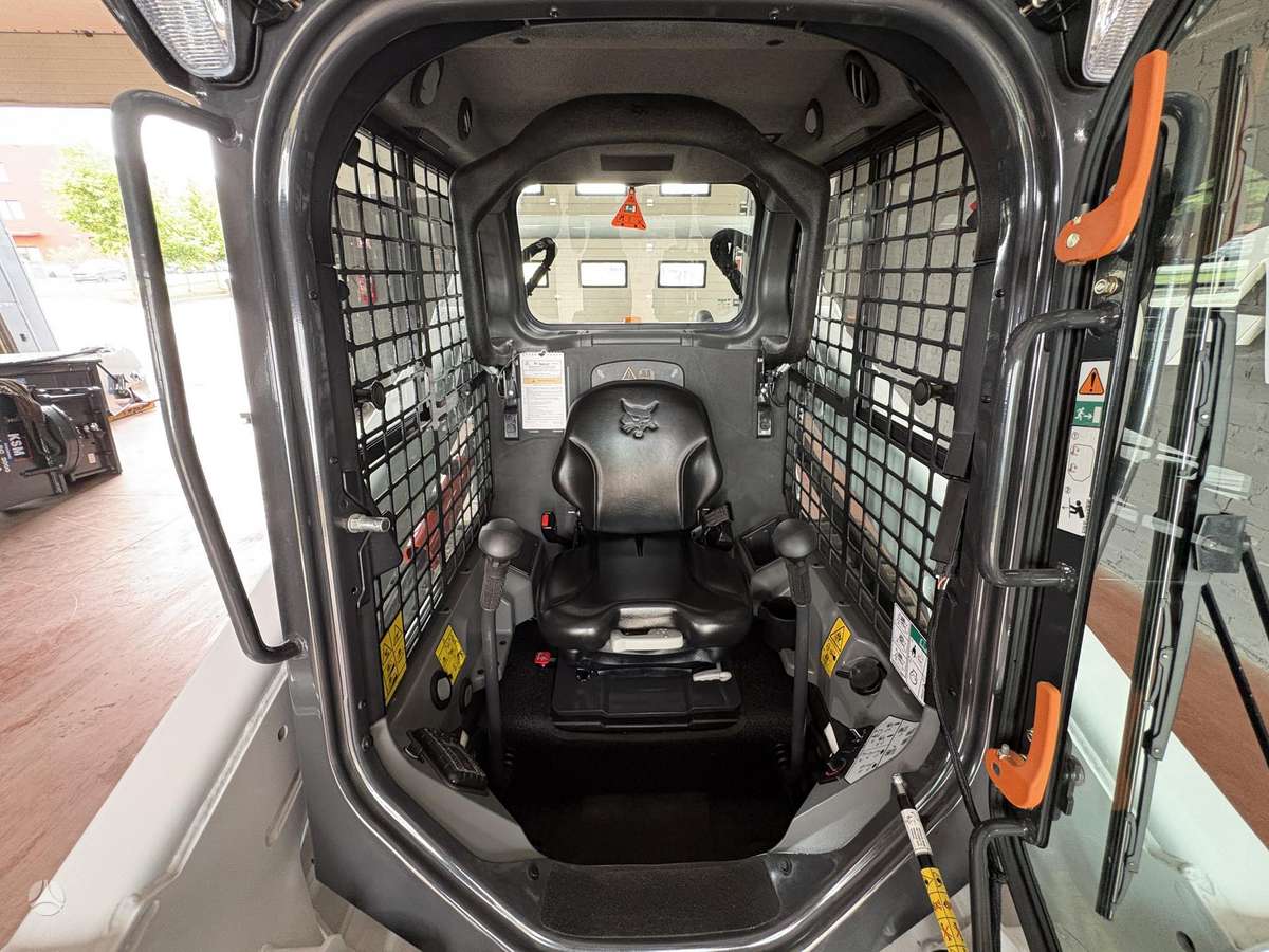 Bobcat T590, мини-погрузчики
