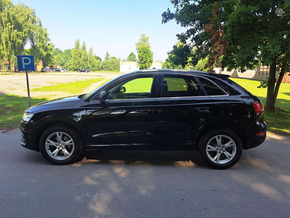 Audi Q3, 2.0 l., Внедорожник / Кроссовер