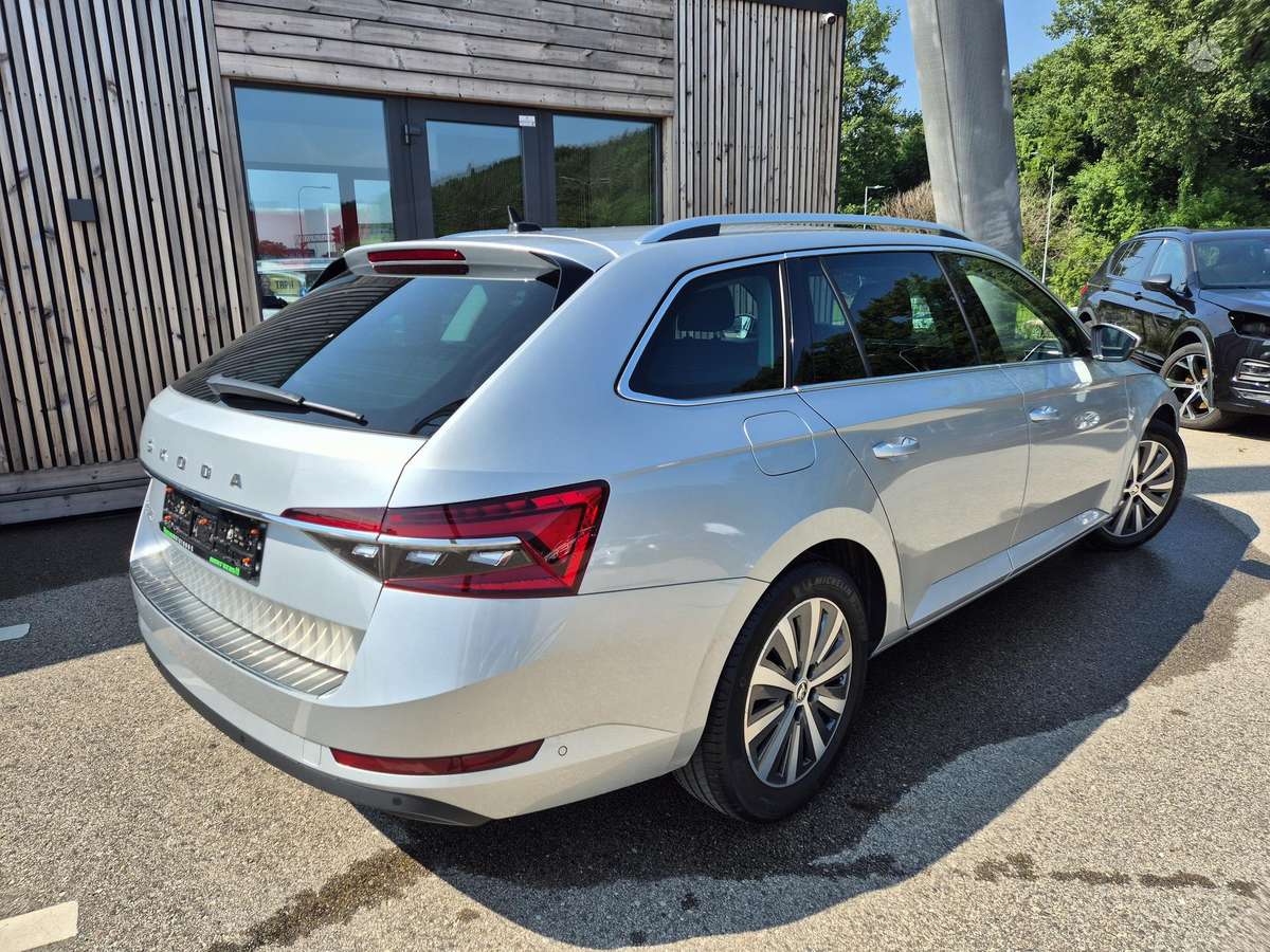 Skoda Superb, 2.0 l., Универсал