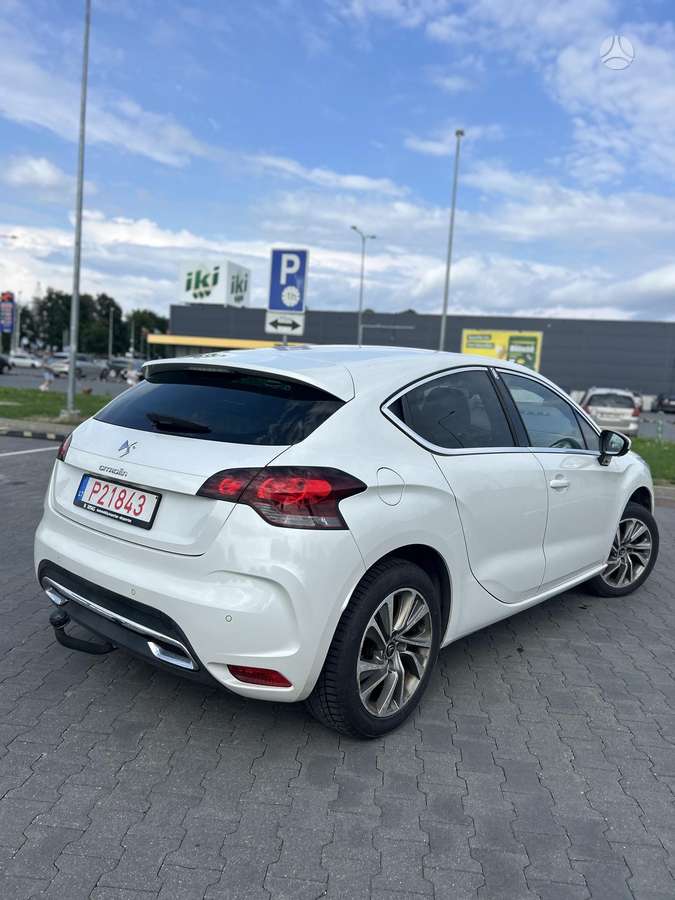 Citroen DS4, 2.0 l., Хэтчбек