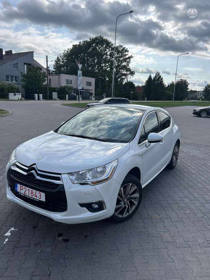 Citroen DS4, 2.0 l., Хэтчбек