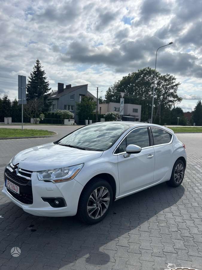 Citroen DS4, 2.0 l., hatchback