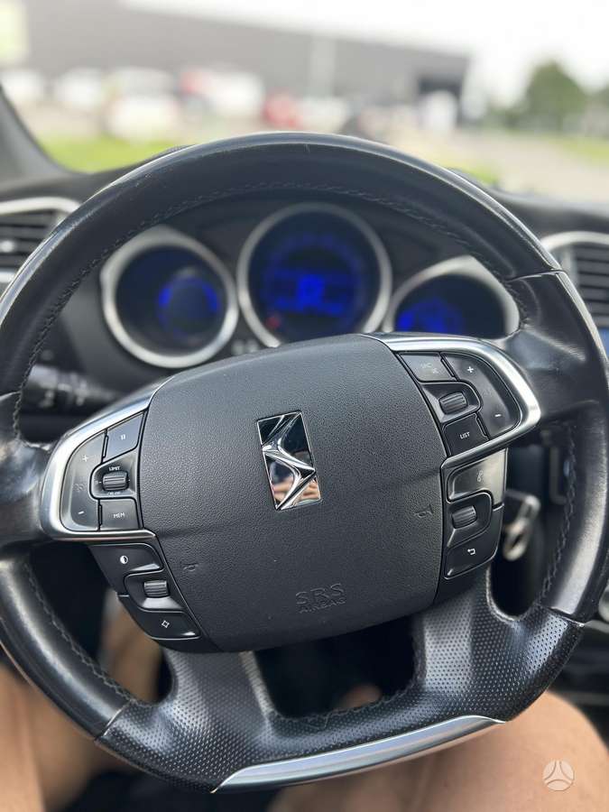 Citroen DS4, 2.0 l., Хэтчбек