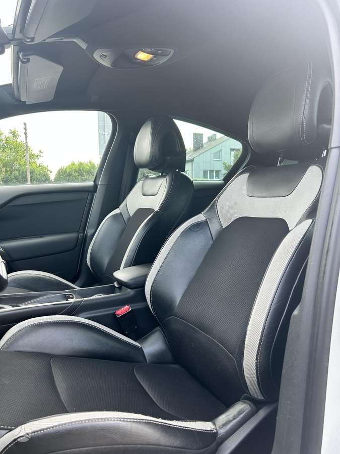 Citroen DS4, 2.0 l., Хэтчбек