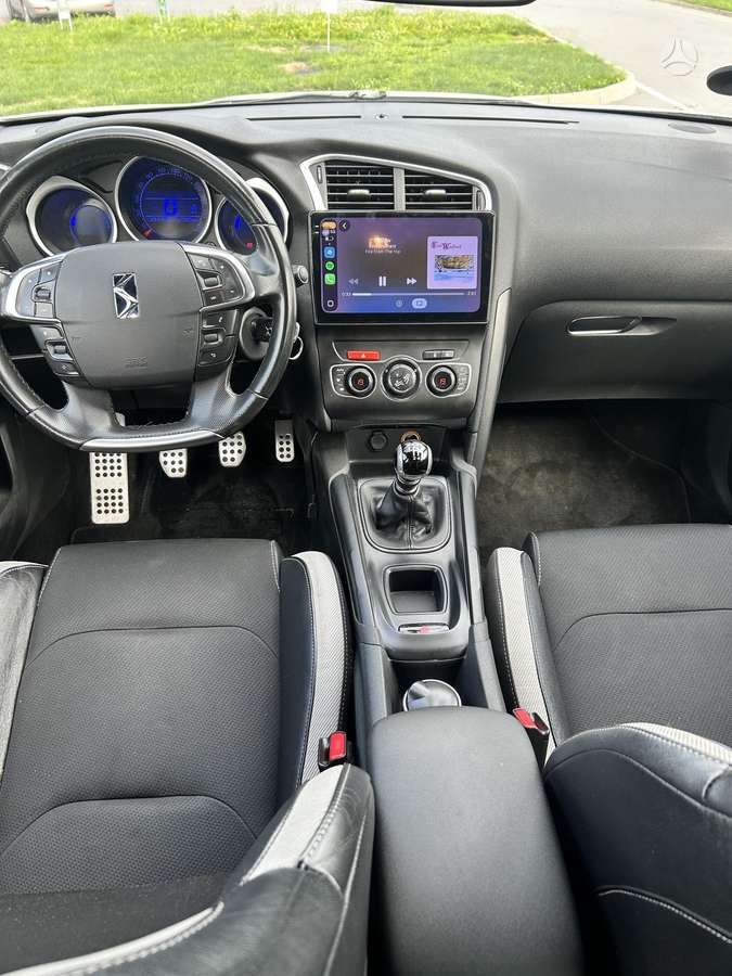 Citroen DS4, 2.0 l., hatchback
