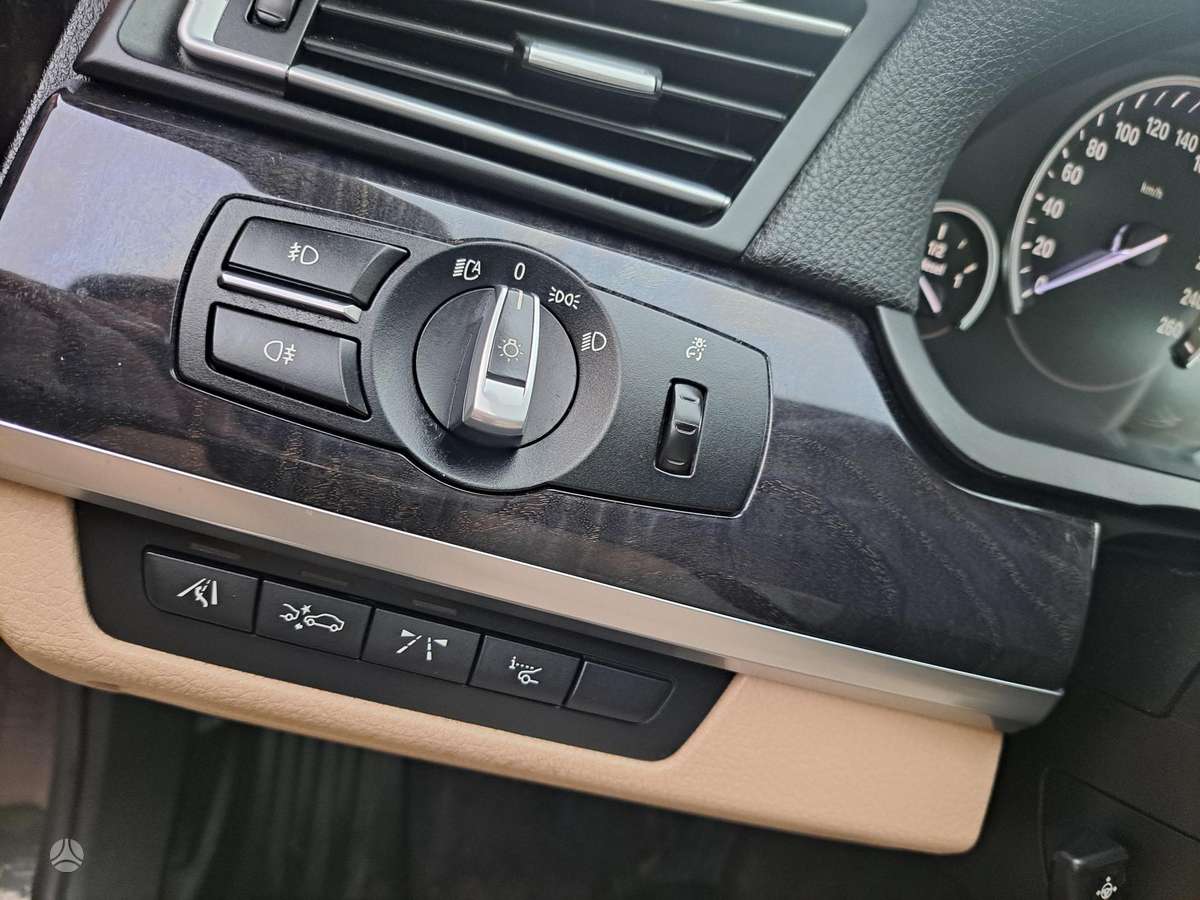 BMW 730, 3.0 l., Седан