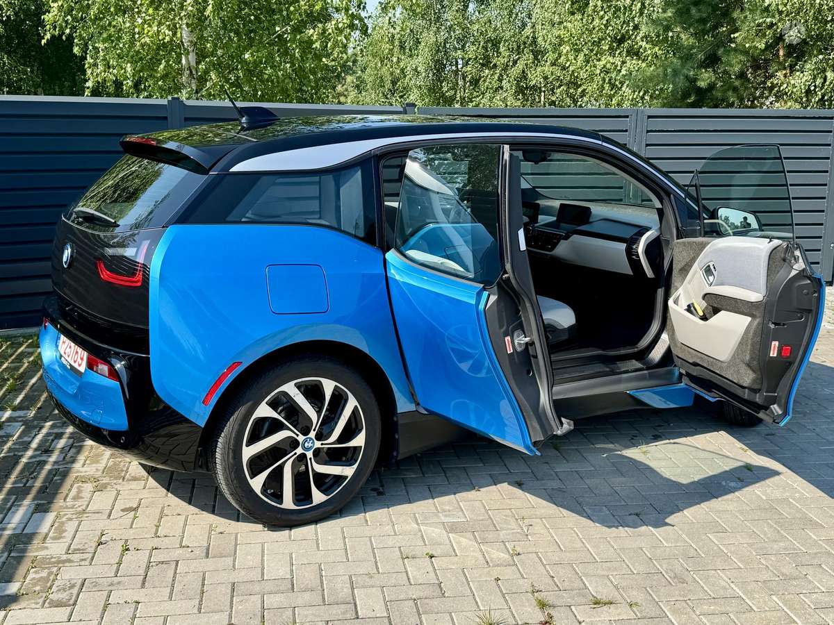 BMW i3, 33 кВт·ч, Хэтчбек