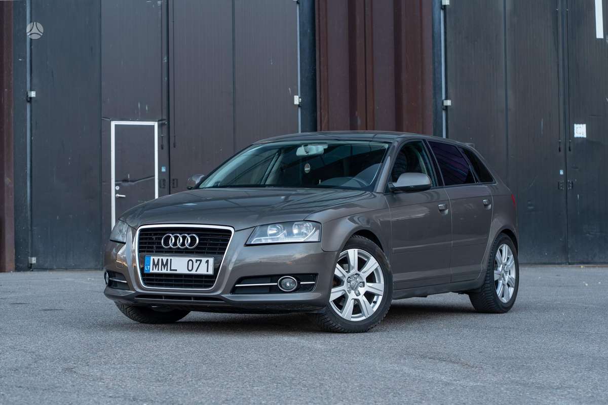 Audi A3, 1.6 l., Хэтчбек