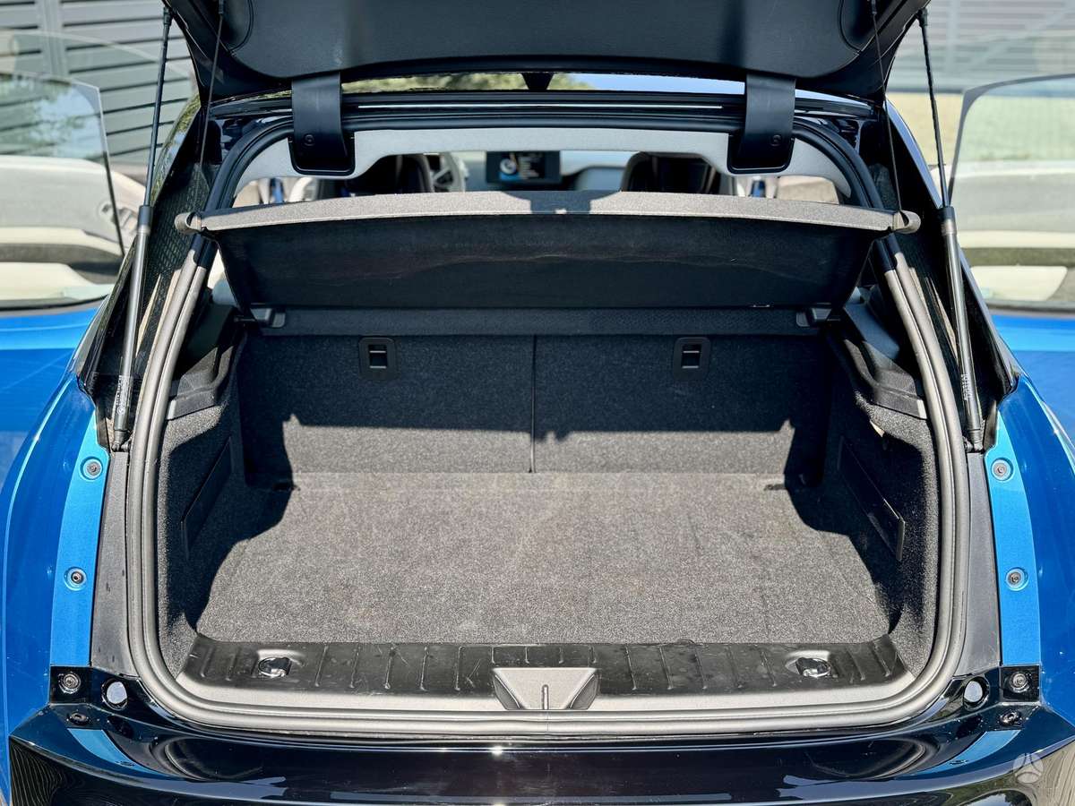 BMW i3, 33 kWh, hatchback