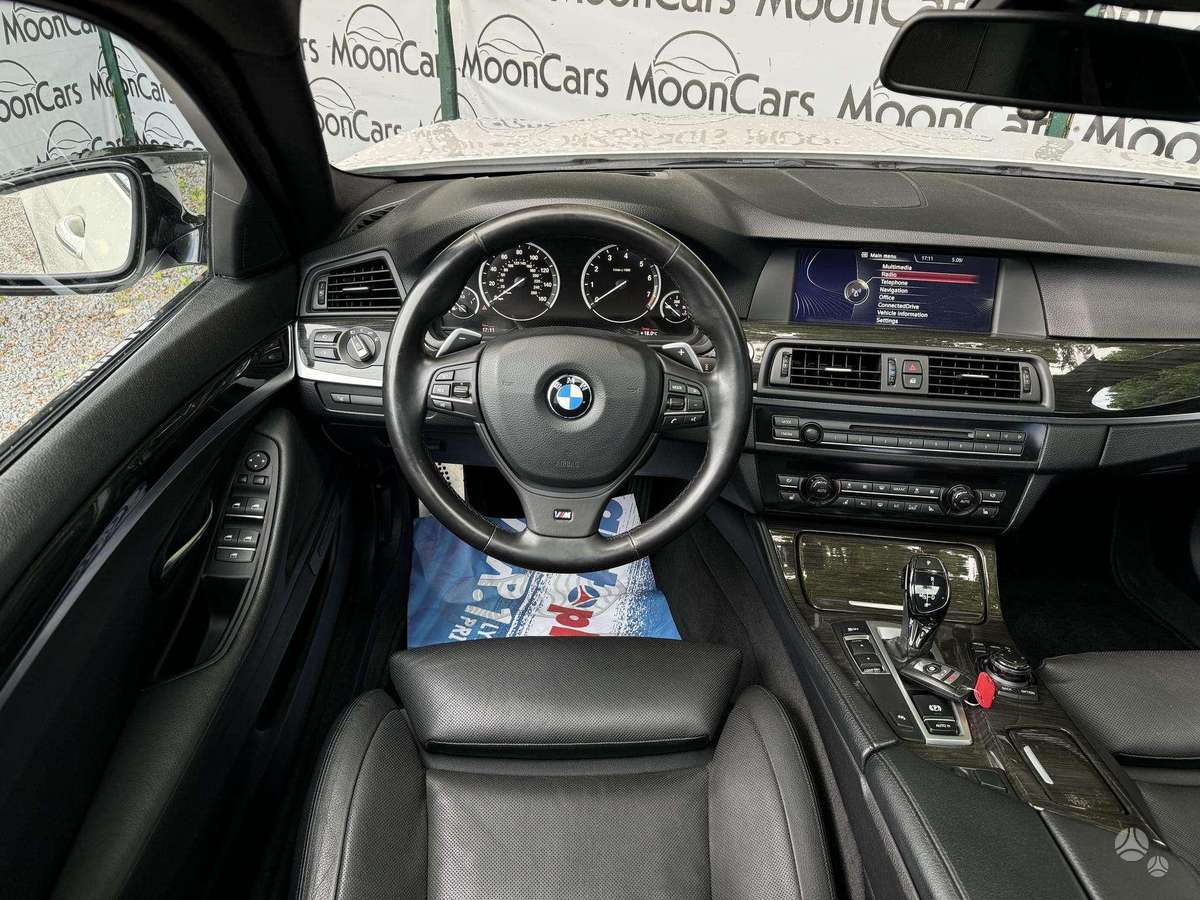 BMW 550, 4.4 l., Седан