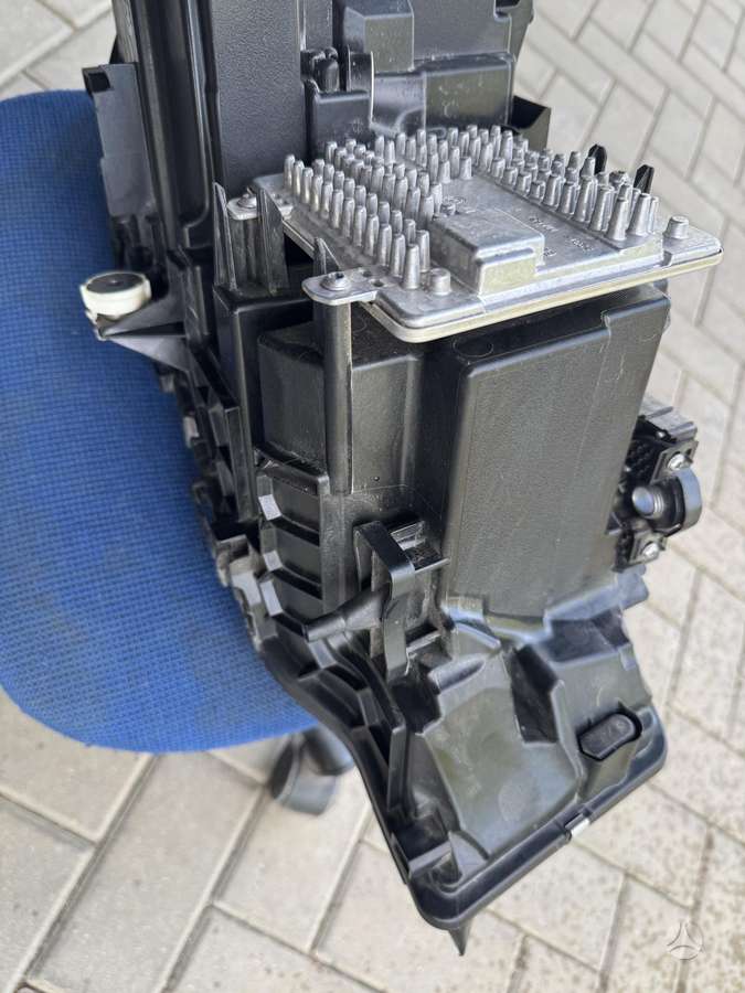 BMW 3 serija žibintai